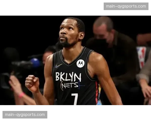 新疆外援泰隆华莱士不告而别 管理混乱加剧球队赛季困境